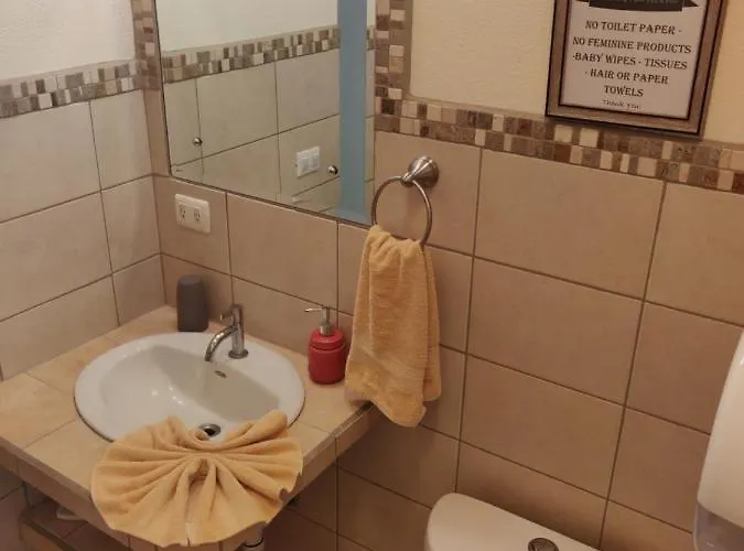 Casa La Chora 3*